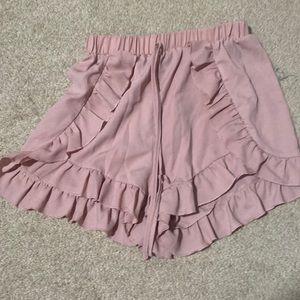women’s ruffle shorts size s